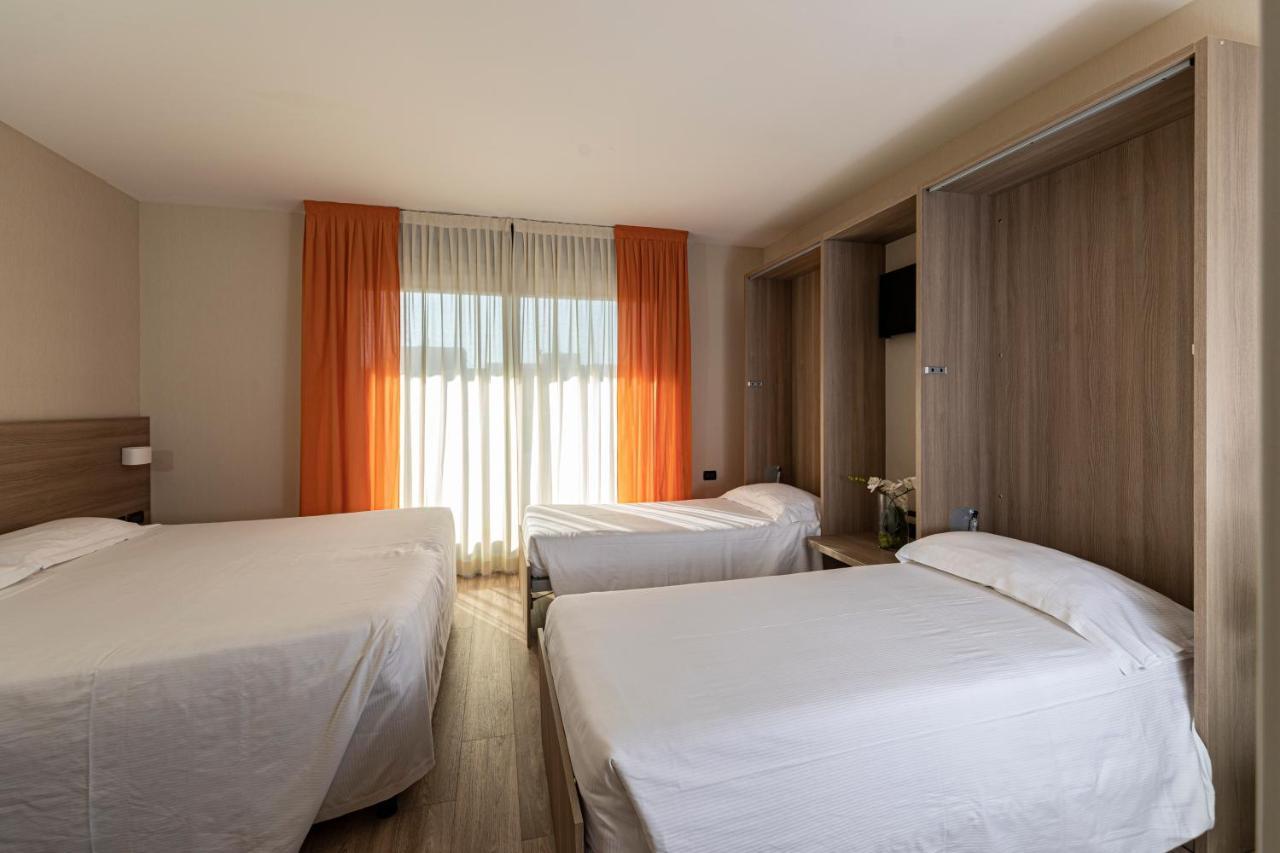 Hotel Donatello Imola Exterior foto